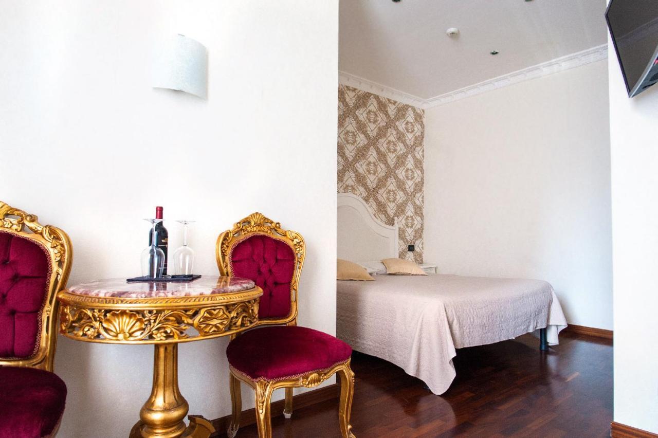 Royal House Gasthof 3*